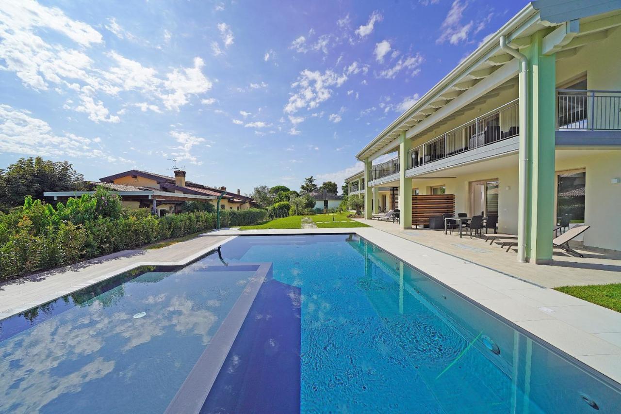 Gardaliva Blue Studio 3 Manerba del Garda Esterno foto